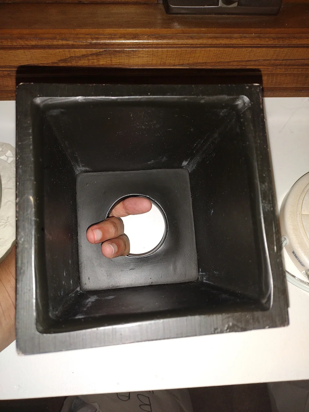 Neutral Mother-of-Pearl Wastebasket & Tissue Box matching Set excellent conditio